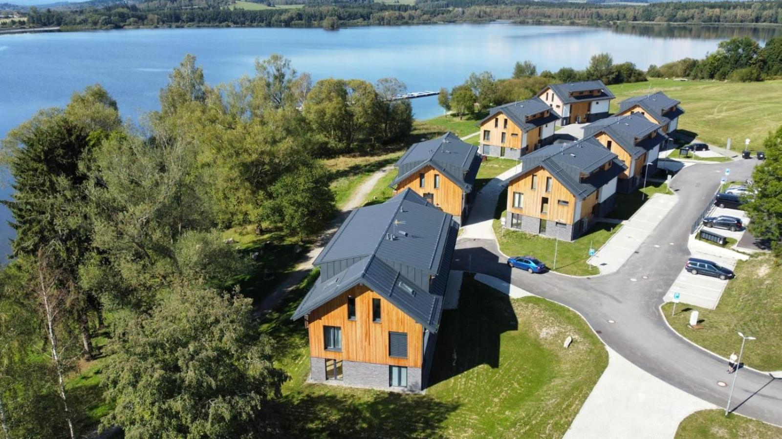 Apartman Na Brehu Lipna Černá v Pošumaví Exterior foto